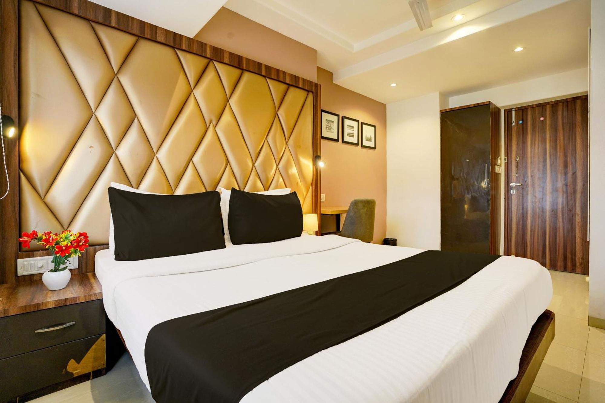 Super Hotel O Mumbai Central Formerly Park Palace מראה חיצוני תמונה